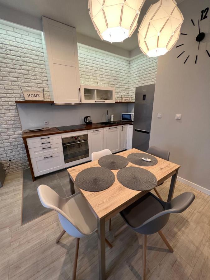 Apartament Byka Poznań Exteriör bild